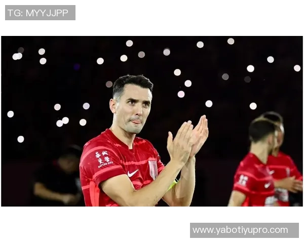 海港队回应辟谣周定洋加盟传闻强调转会窗口无关联系