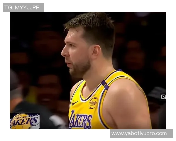 东契奇强调球队需稳健收官拉拉维亚与艾顿表现出色助力逆转胜利